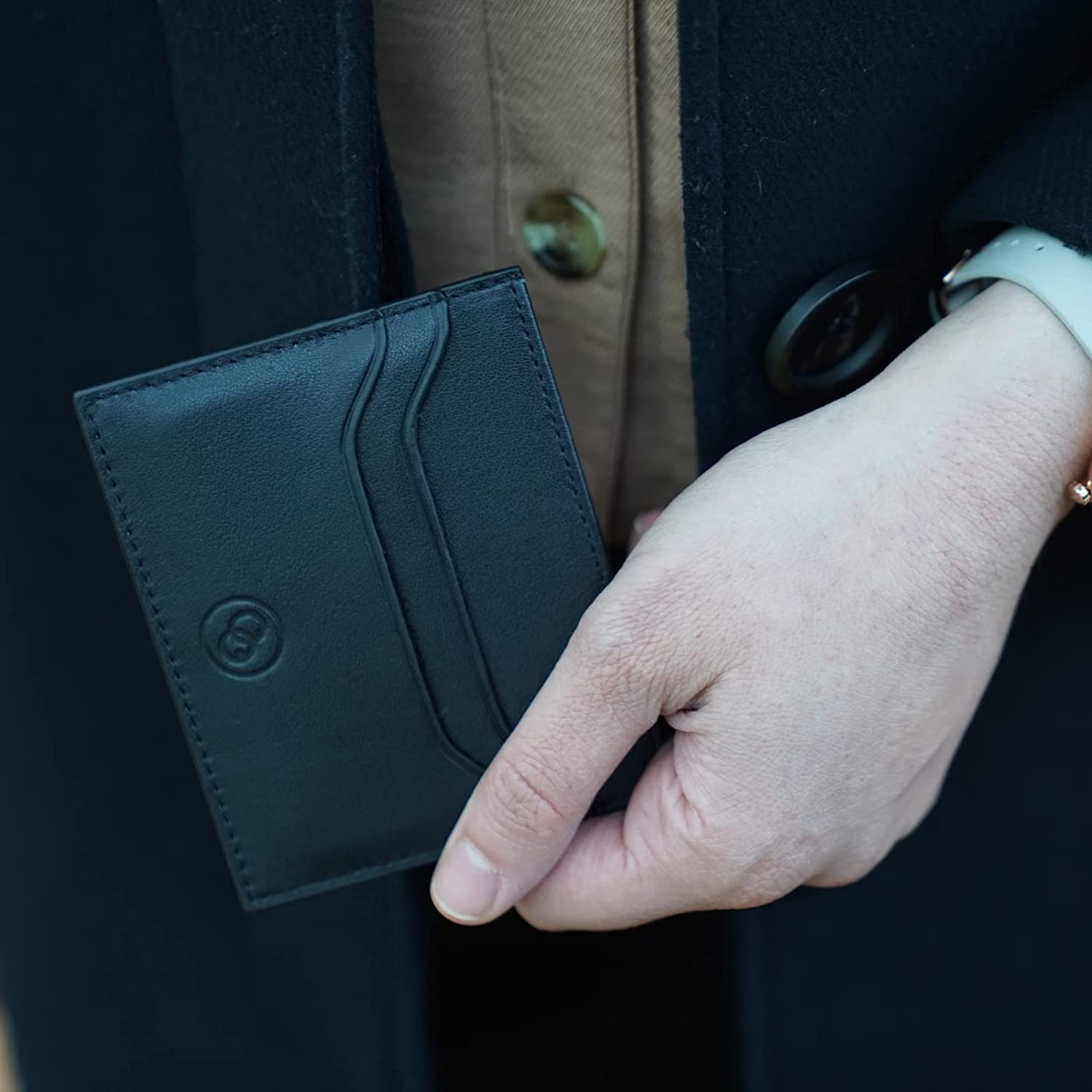 black leather card holder women's